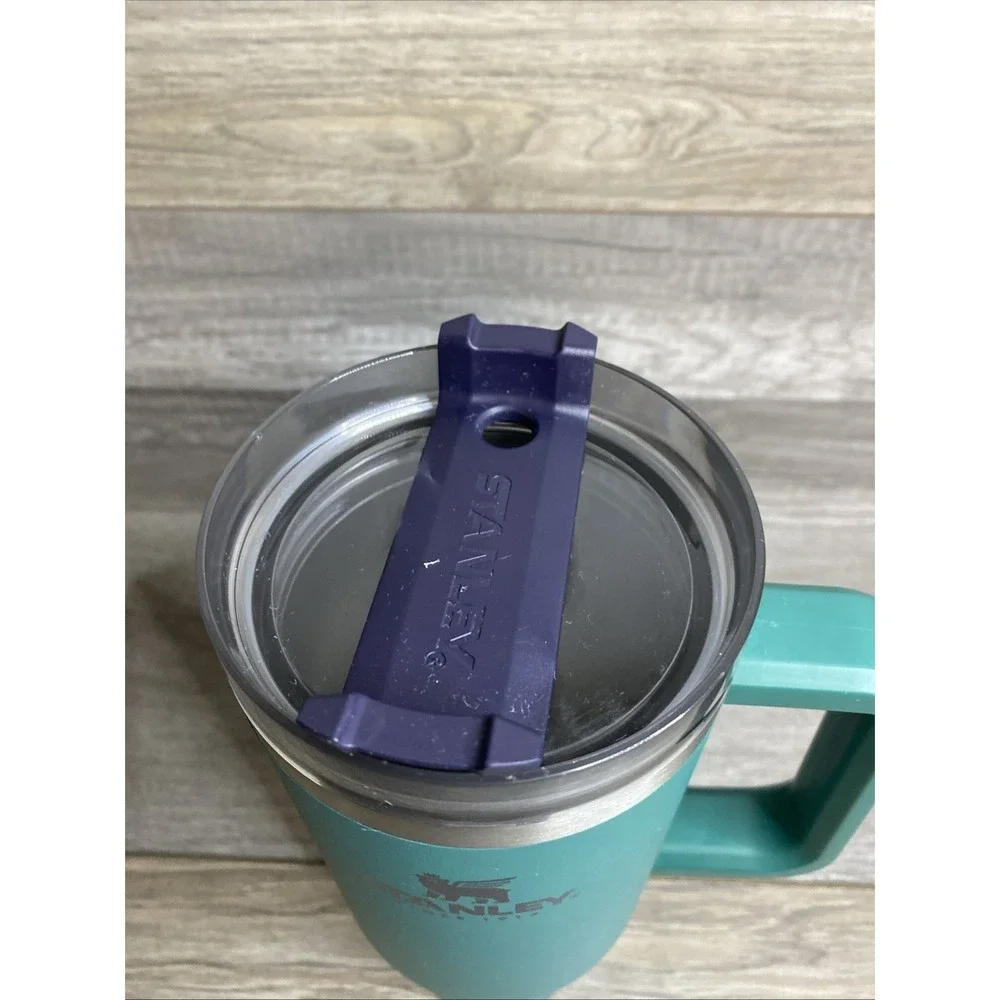 Stanley Quencher H2.0 Flow State Tumbler 40oz NO Straw - Picture 3 of 11